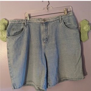 BOGO FREE - Vintage PLUS Size Jean Short Sz 20